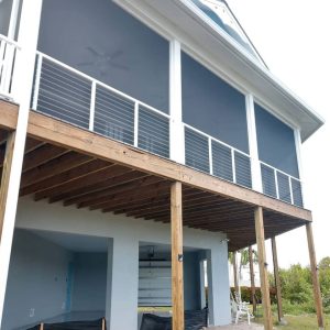 Ace Screen Repair and More Project Gallery Image of a second story White Aluminum Railing and screen on a Florida Home